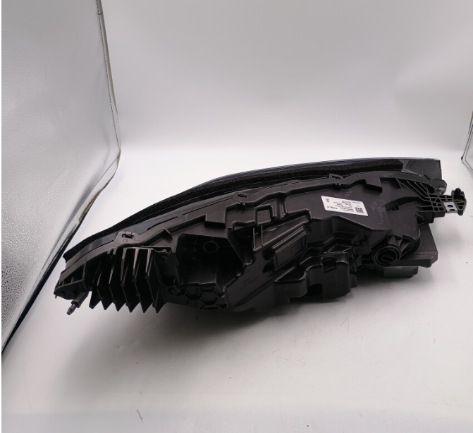 Tesla Huanxin 3 Headlights L Demolition in 2023