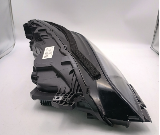 Tesla Huanxin 3 Headlights L Demolition in 2023