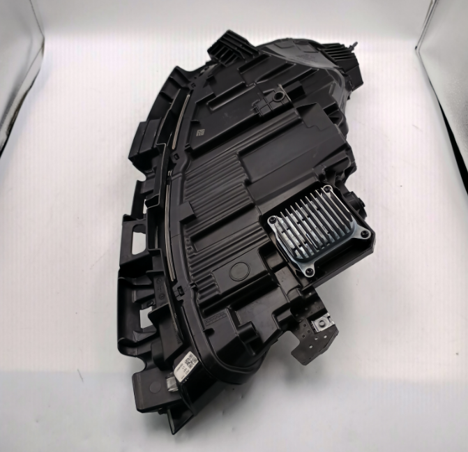 Tesla Huanxin 3 Headlights L Demolition in 2023