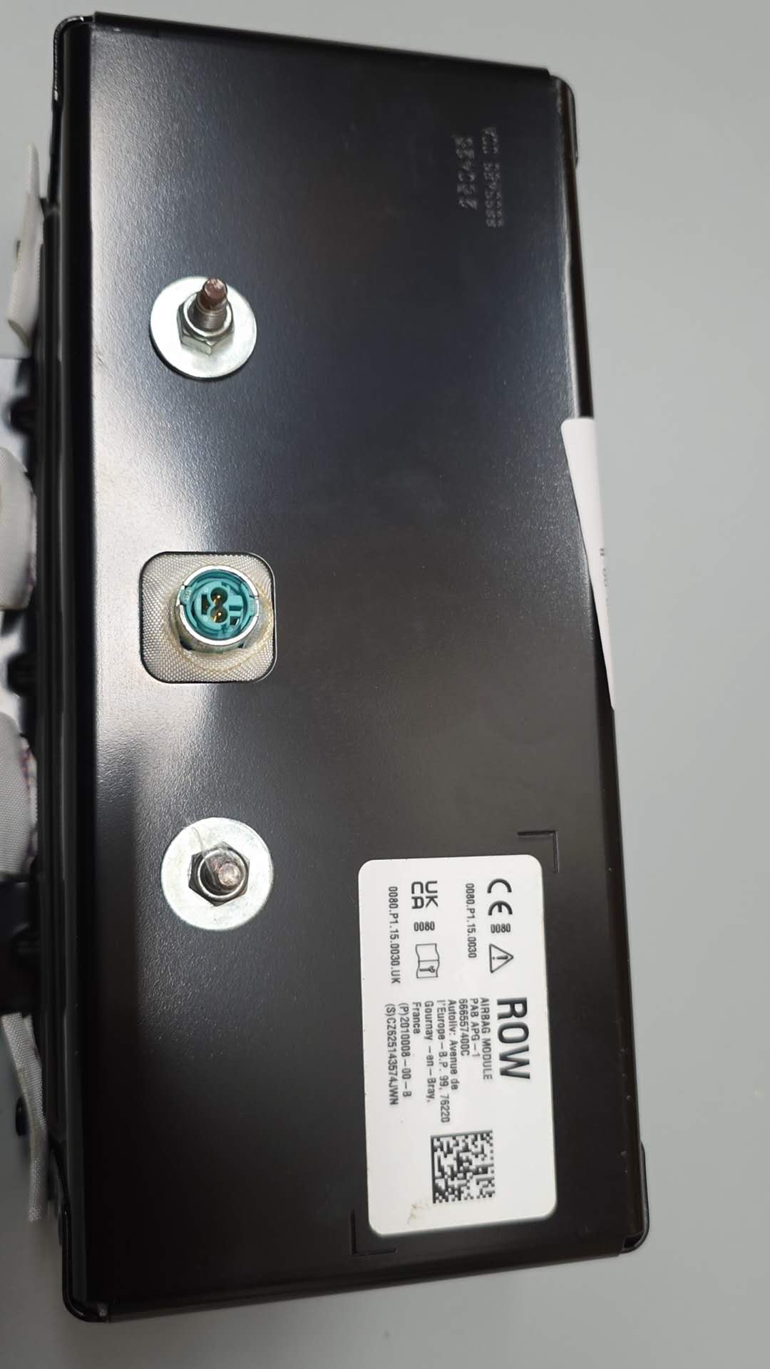 Tesla Huanxin 3 pairs of airbags